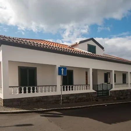 Casa Gabriel Barbosa Lagoa (Azores)