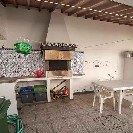 Casa Gabriel Barbosa Lagoa (Azores)