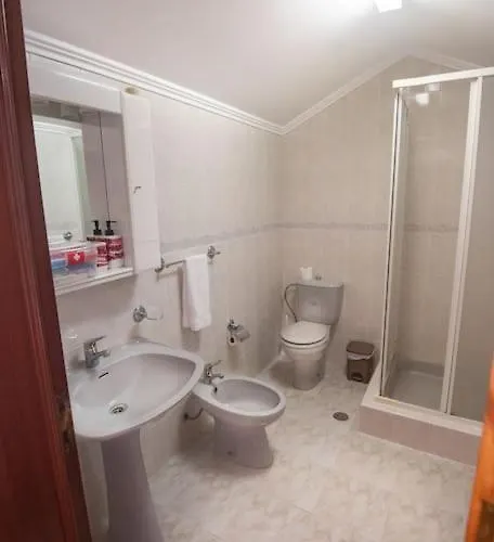 Casa Gabriel Barbosa بيت للعطل اجوا